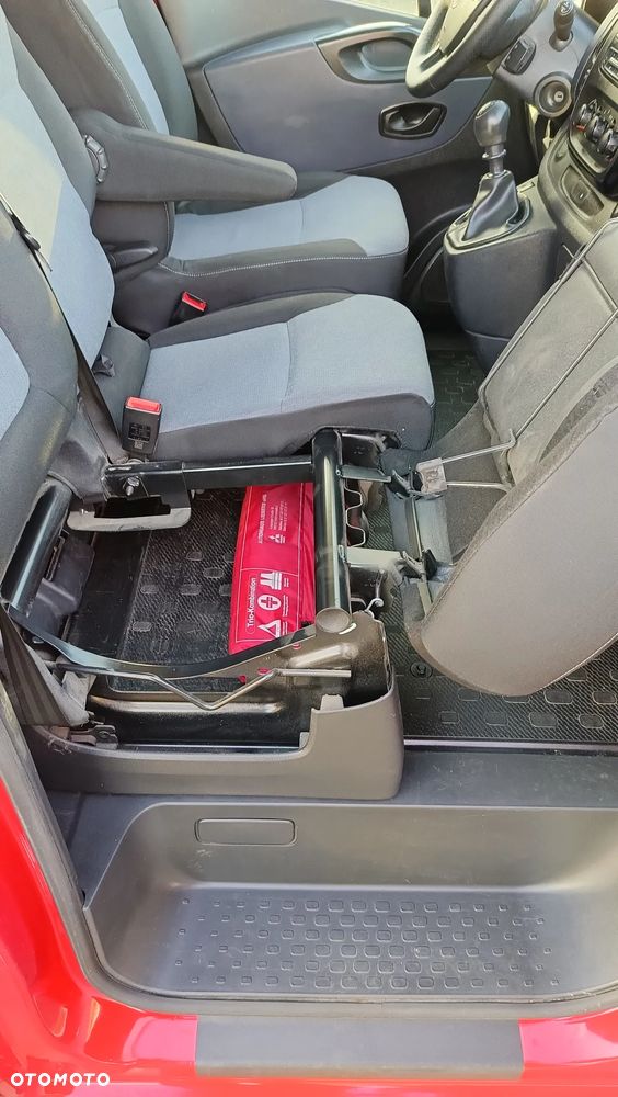 Opel VIVARO 1.6 CDTI 120 KM - 32