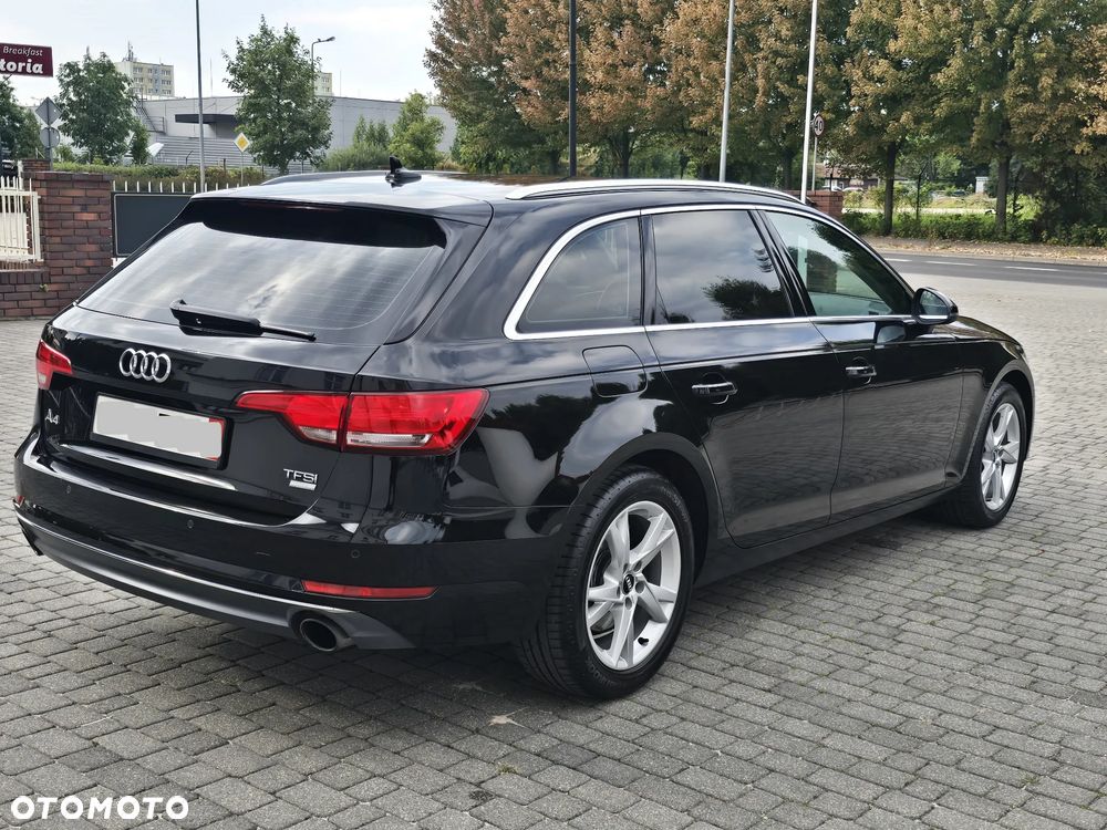 Audi A4 Avant 2.0 TFSI ultra design - 8