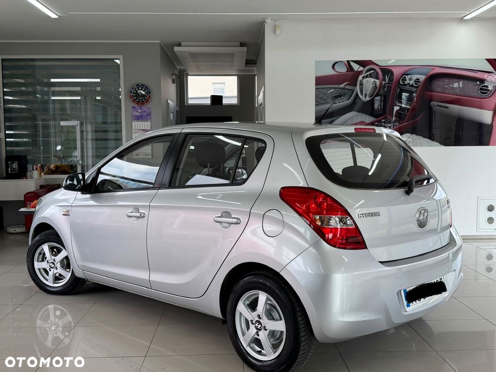 Hyundai i20 ver-1-2-classic-plus - 3