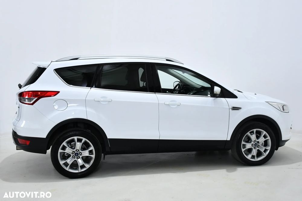 Ford Kuga 1.5 EcoBoost 2x4 SYNC - 4