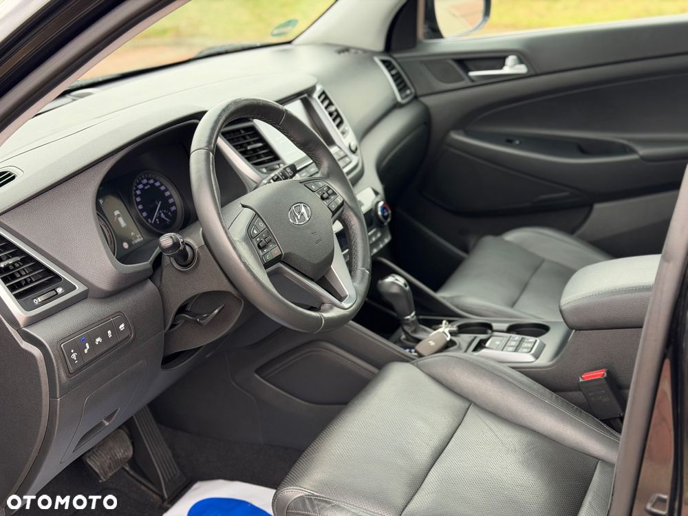 Hyundai Tucson 2.0 CRDI 4WD Automatik Premium - 30