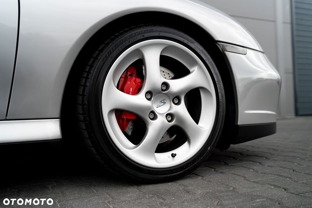 Porsche 911 - 12