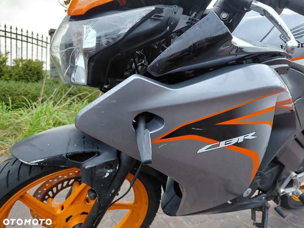 Honda CBR - 16