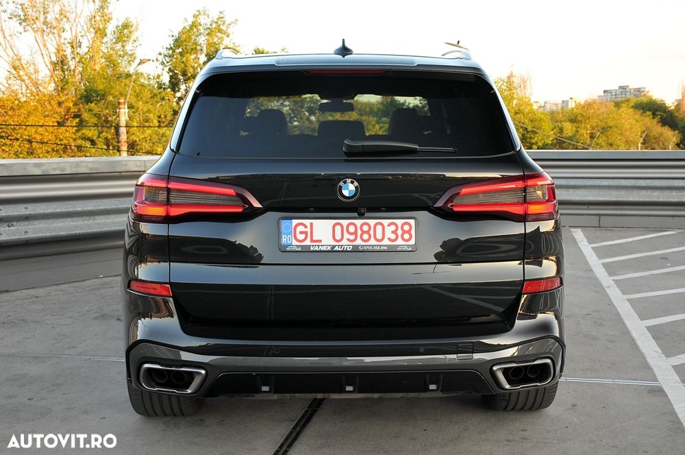 BMW X5 M M50i - 5