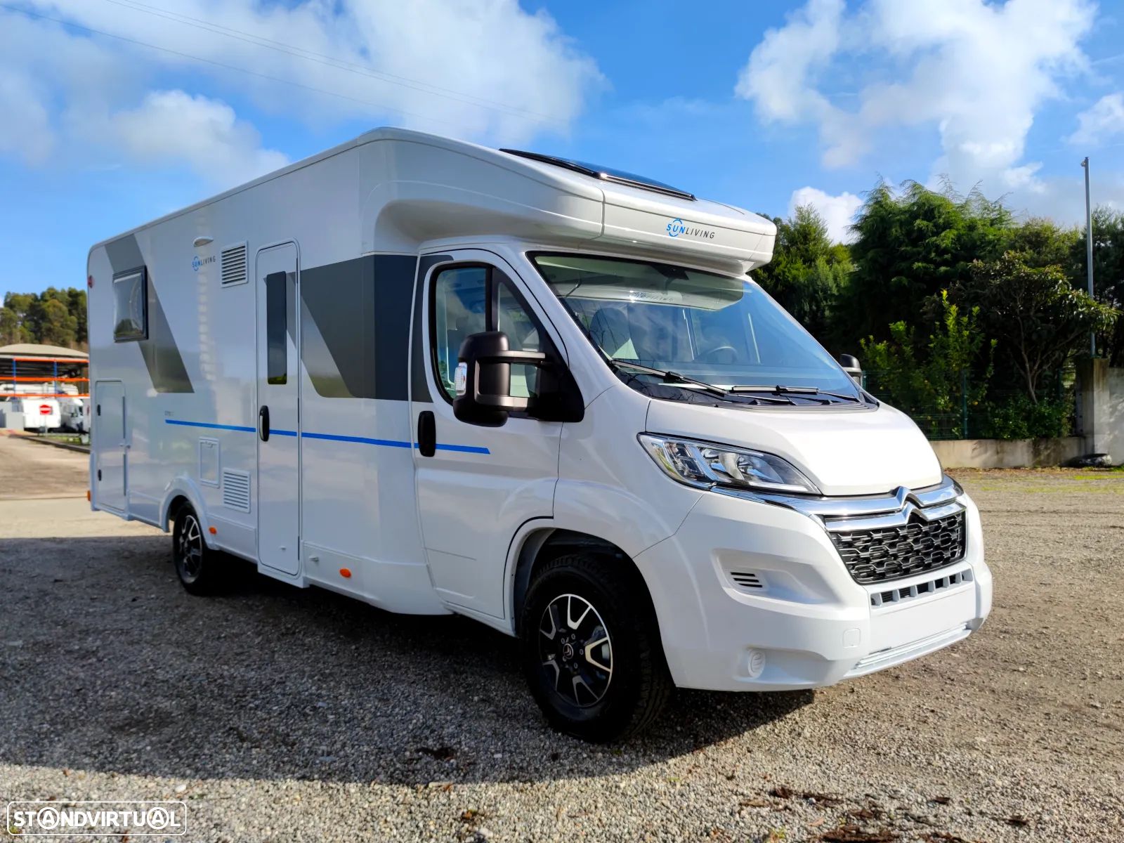 Sun Living S75SC - 1