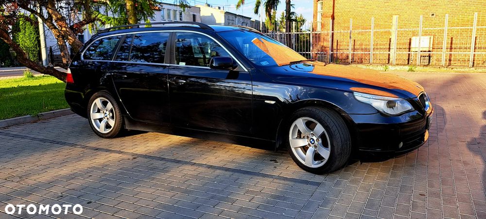 BMW Seria 5 525i - 3