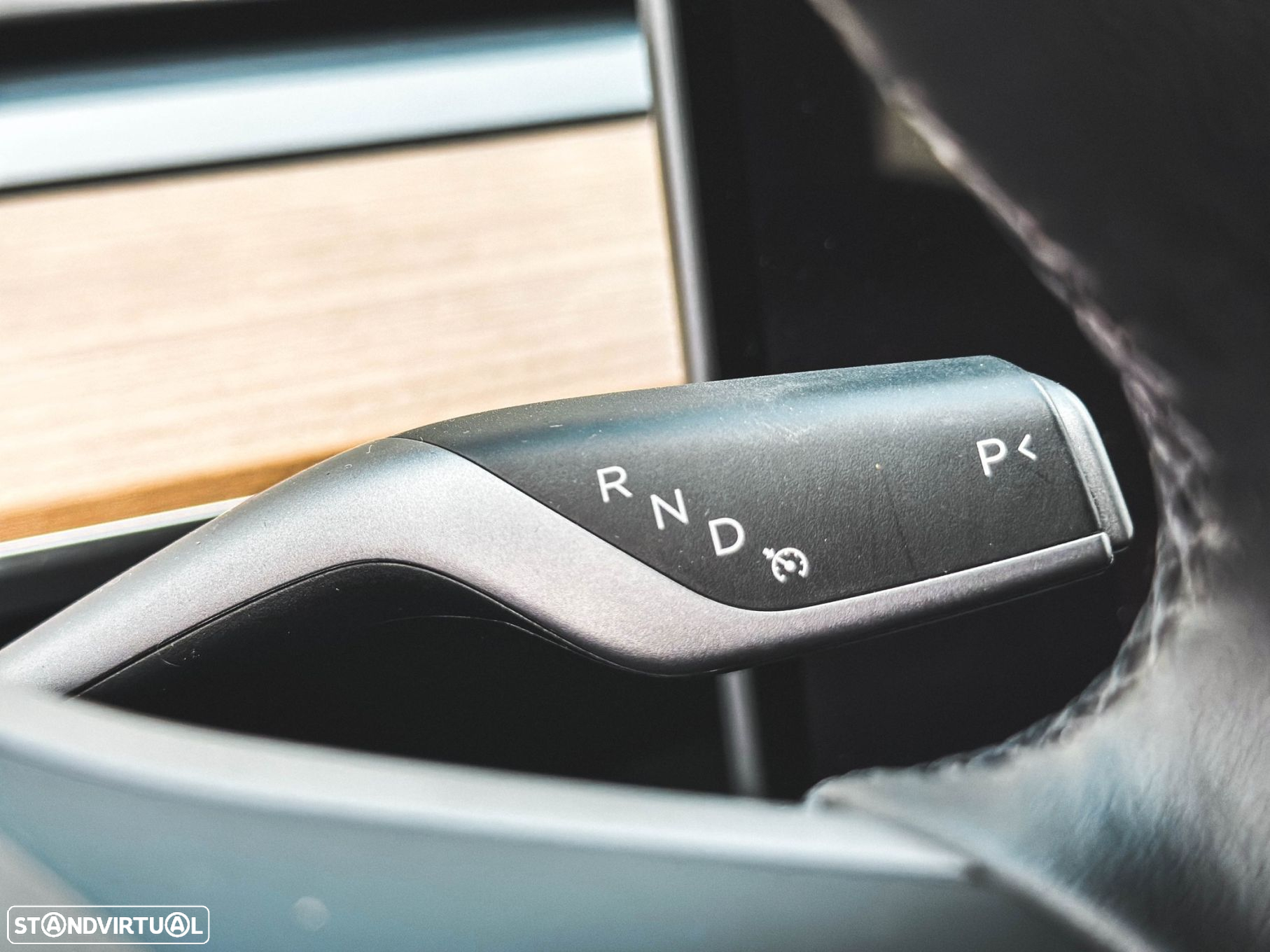 Tesla Model 3 Standard Range Plus RWD - 24