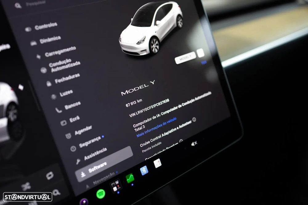 Tesla Model Y Standard - 10