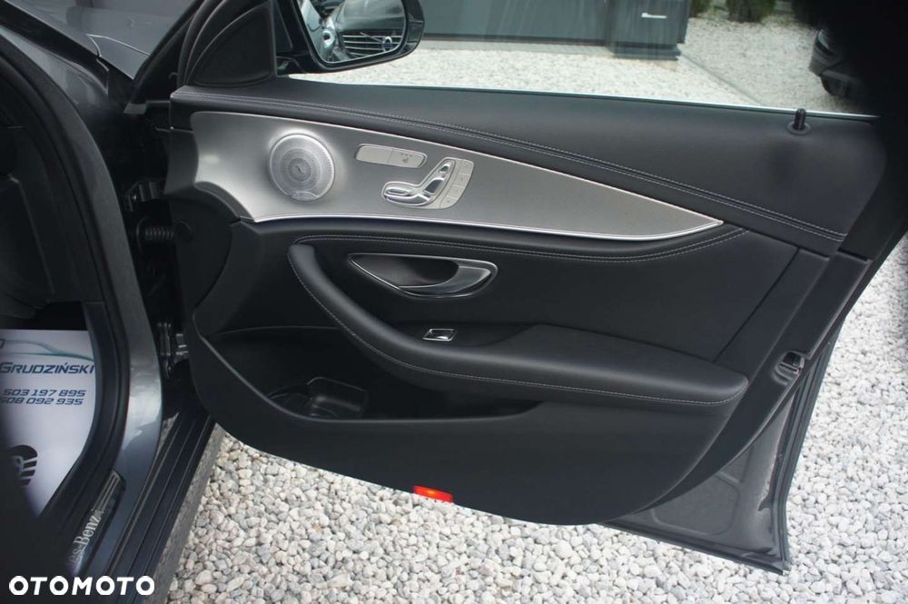 Mercedes-Benz Klasa E - 18