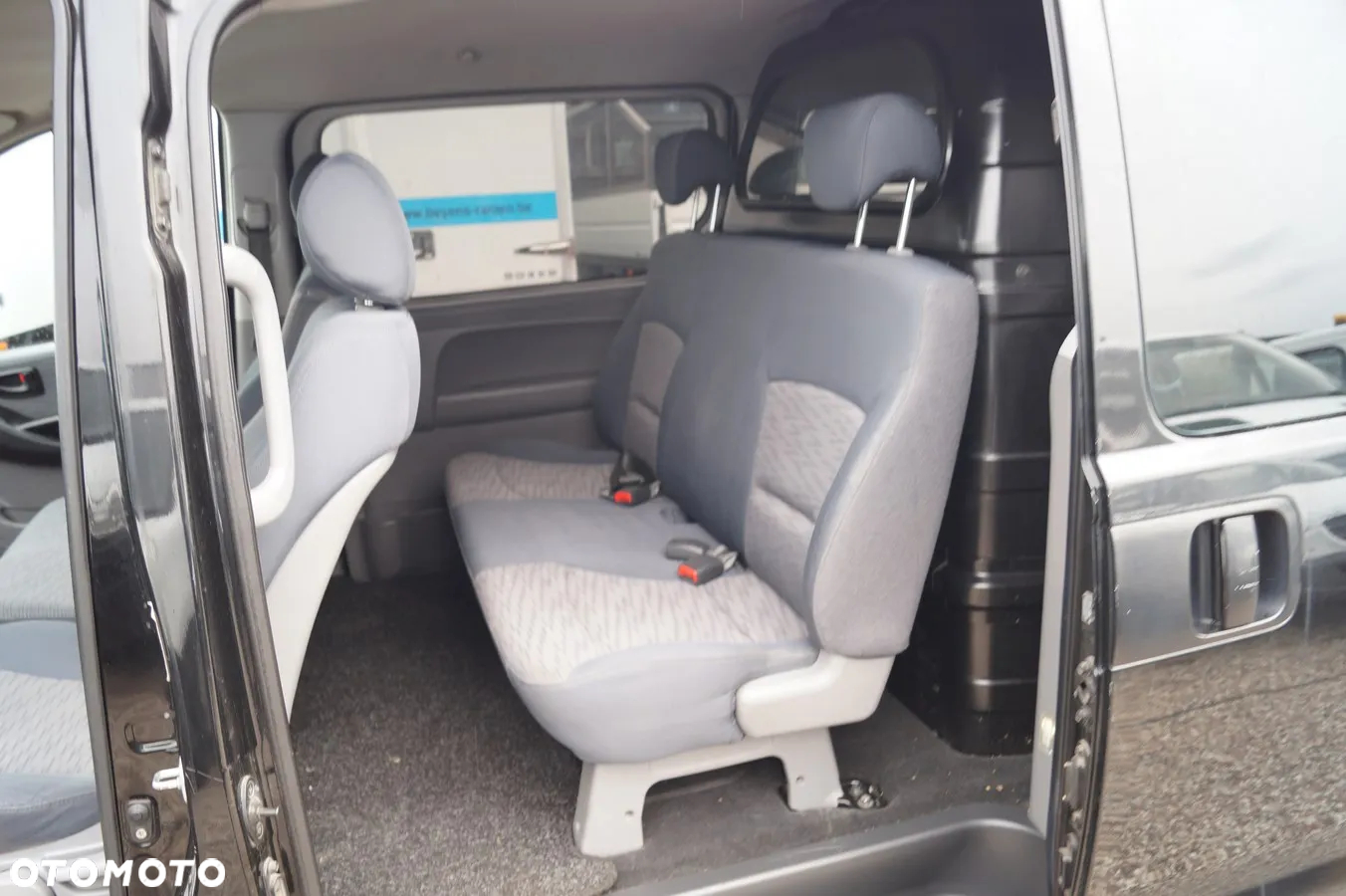 Hyundai H1 - 21