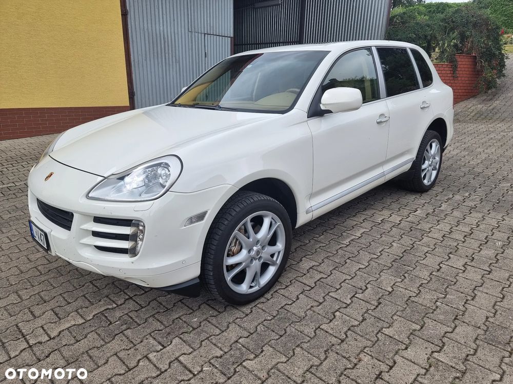 Porsche Cayenne - 5