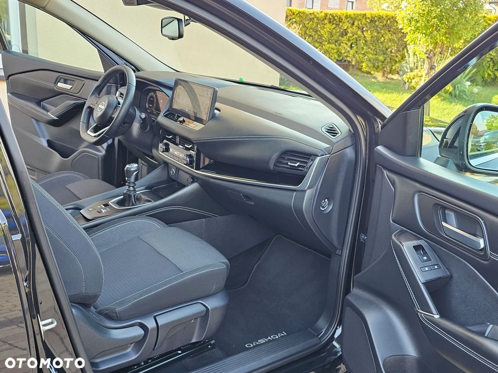 Nissan Qashqai 1.3 DIG-T MHEV Tekna - 32