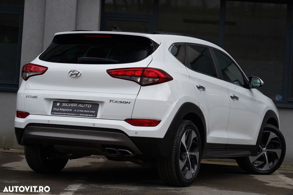 Hyundai Tucson 2.0 CRDI 4WD Automatik Premium - 20