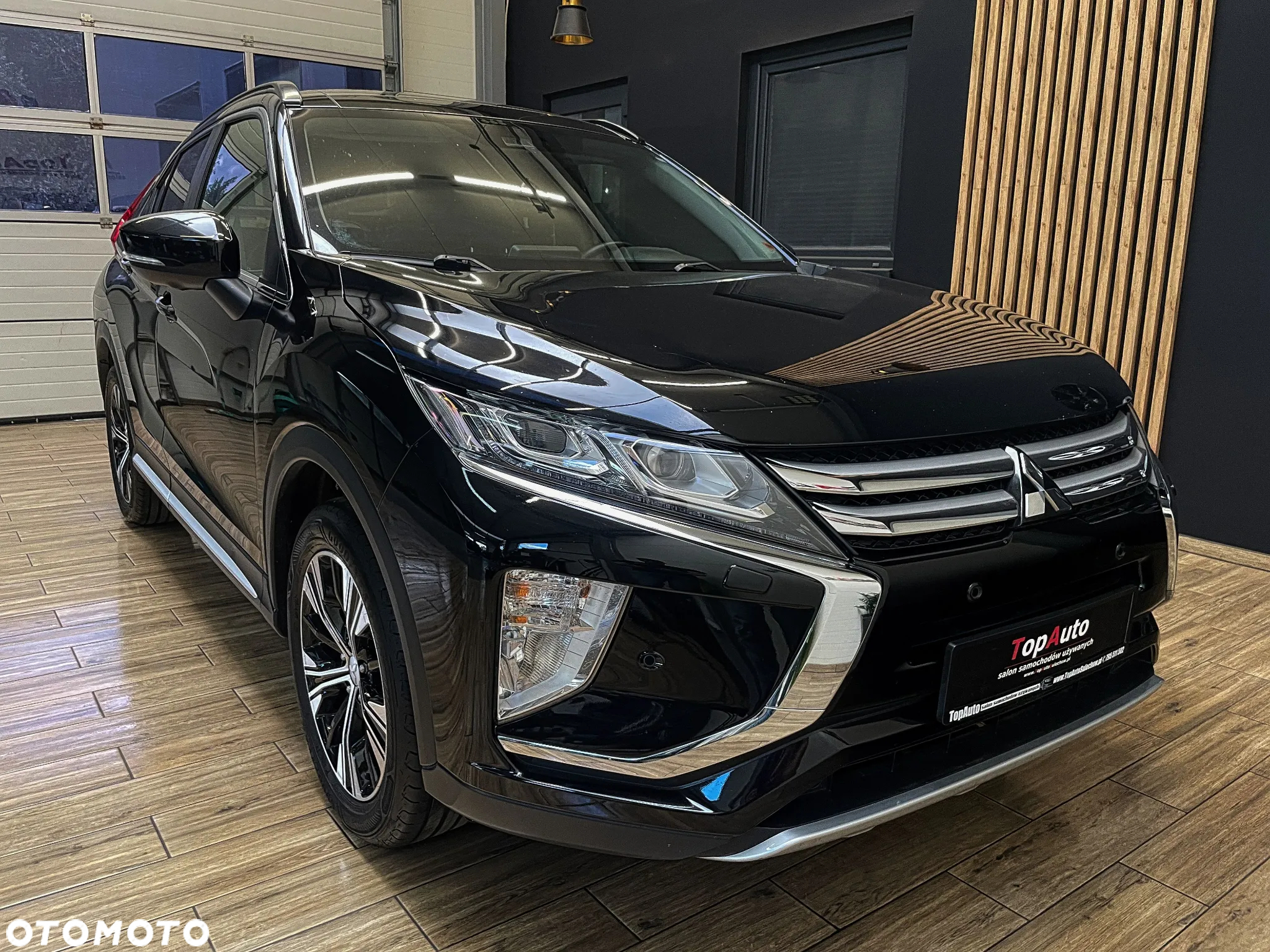 Mitsubishi Eclipse Cross 1.5 T-MIVEC ClearTec CVT 2WD Diamant Edition Plus - 4