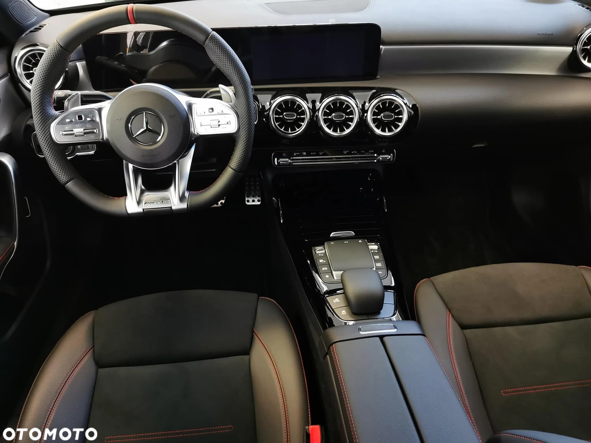 Mercedes-Benz Klasa A 35 AMG 4-Matic 7G-DCT - 7