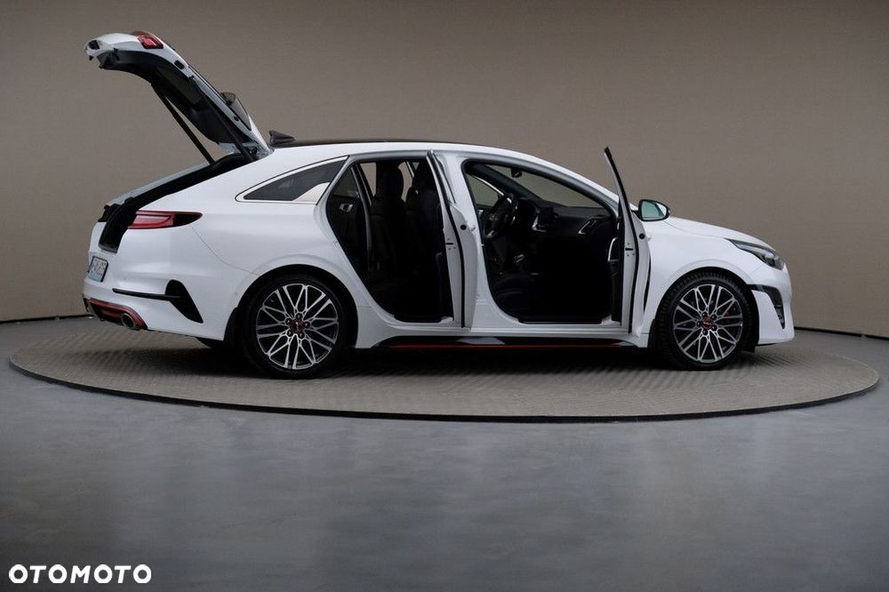 Kia ProCeed - 6