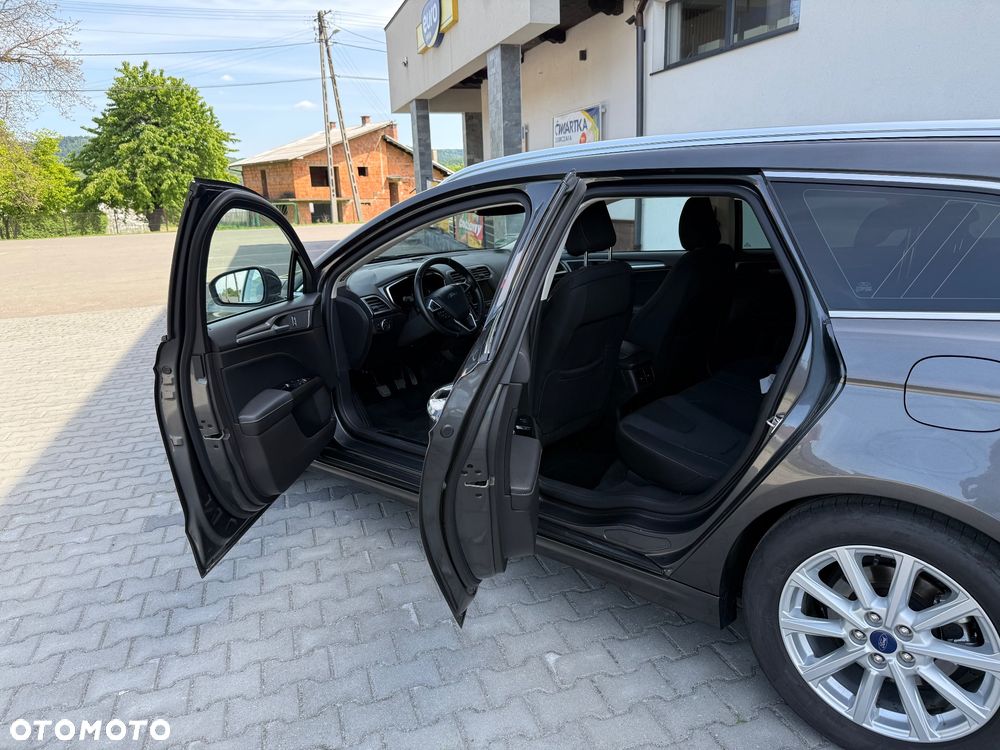 Ford Mondeo 2.0 TDCi Titanium - 9