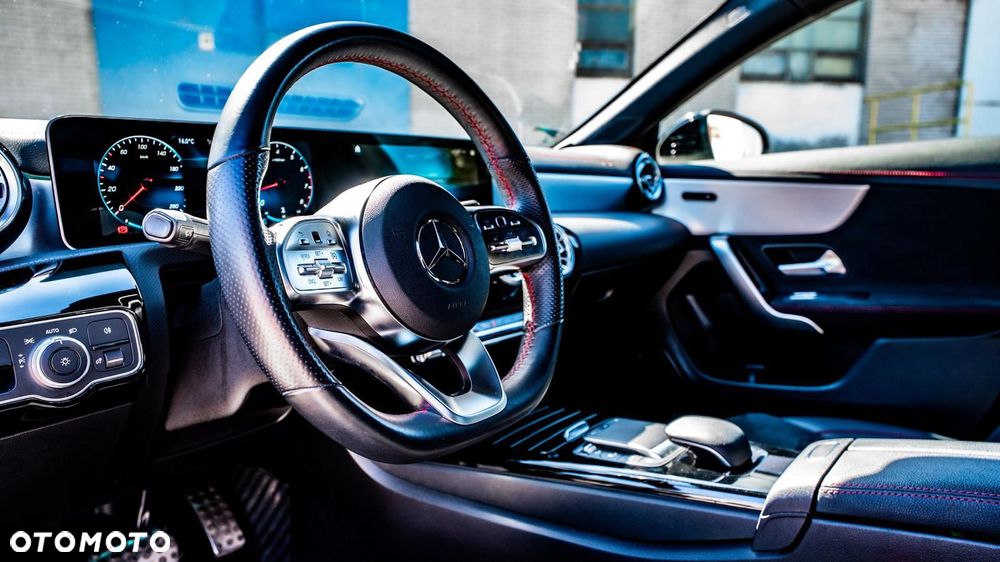Mercedes-Benz CLA 200 AMG Line 7G-DCT - 5