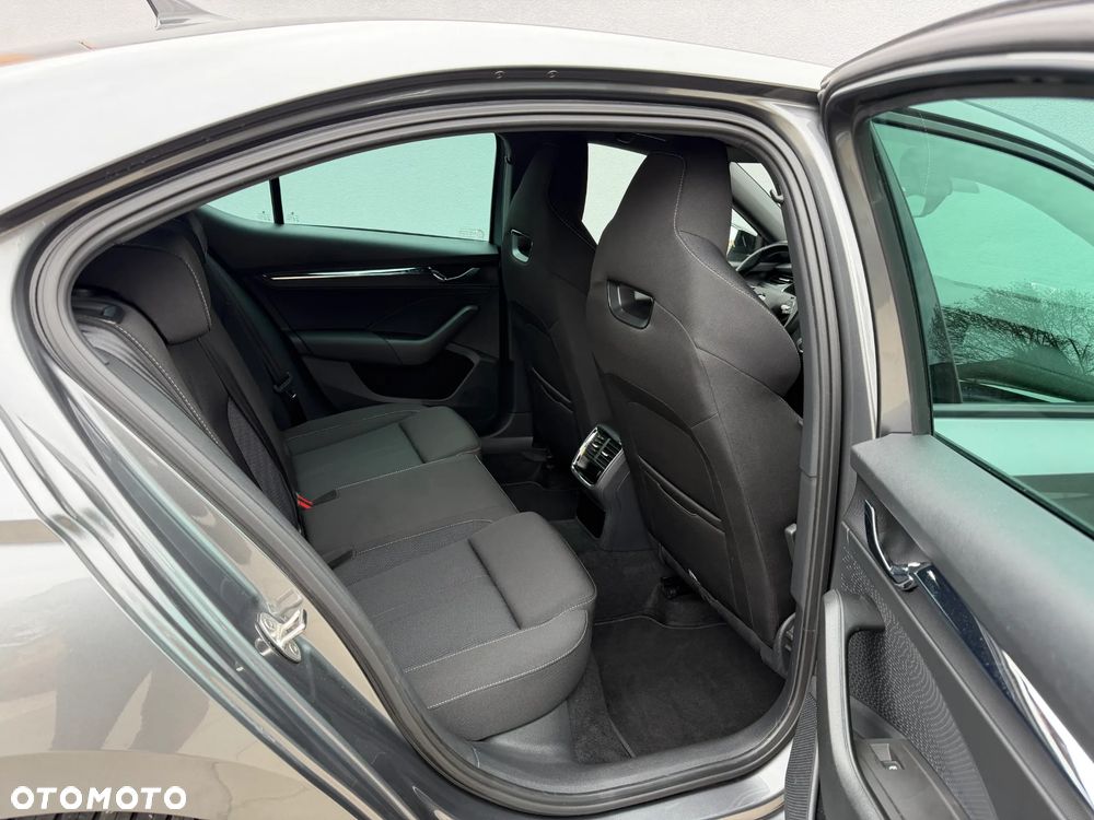 Skoda Octavia 1.5 TSI e-Tec Sportline DSG - 10