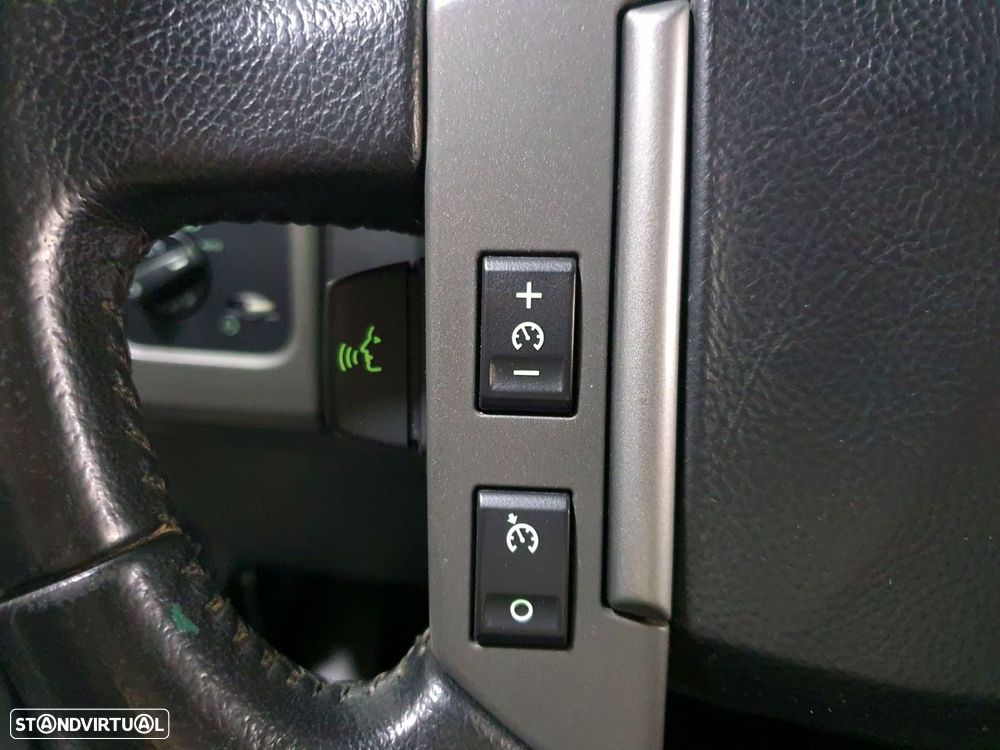 Land Rover Discovery - 26