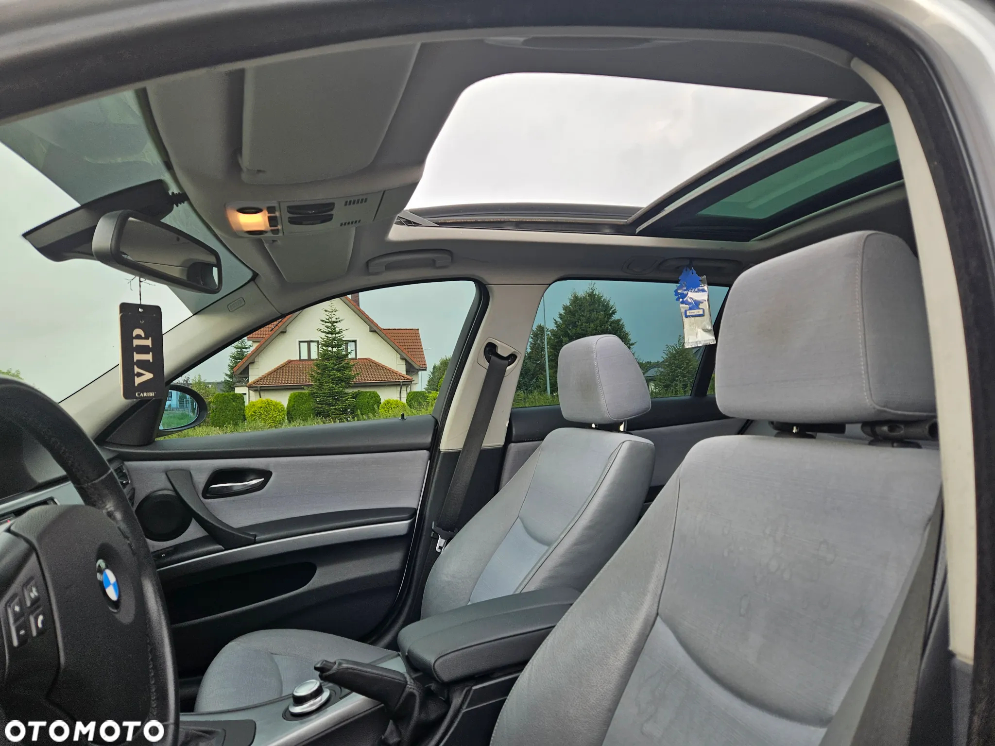 BMW Seria 3 320d DPF Touring - 13