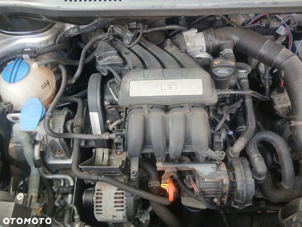 Volkswagen Touran 1.6 United - 16