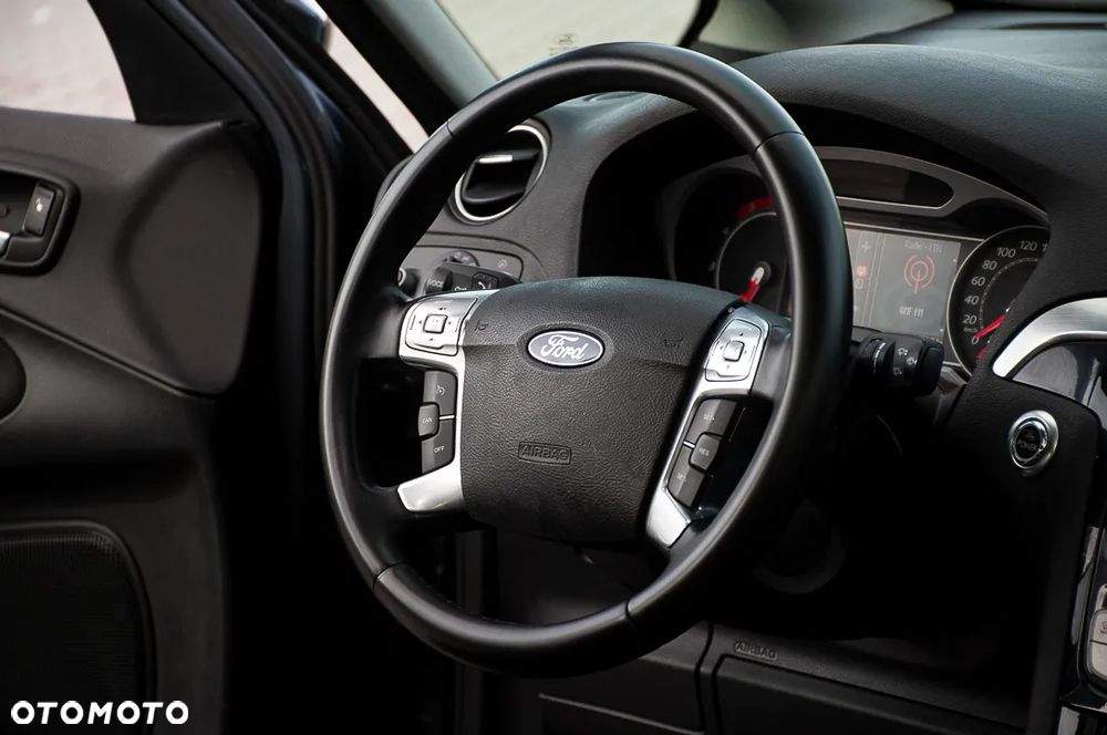 Ford S-Max 2.2 TDCi Titanium - 27