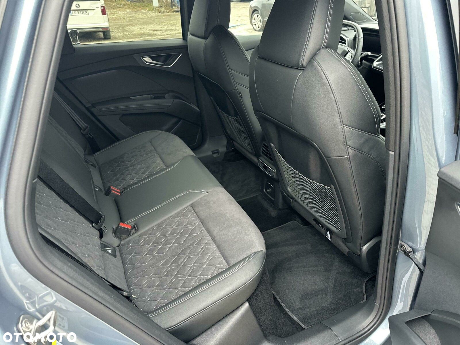 Audi Q4 - 16