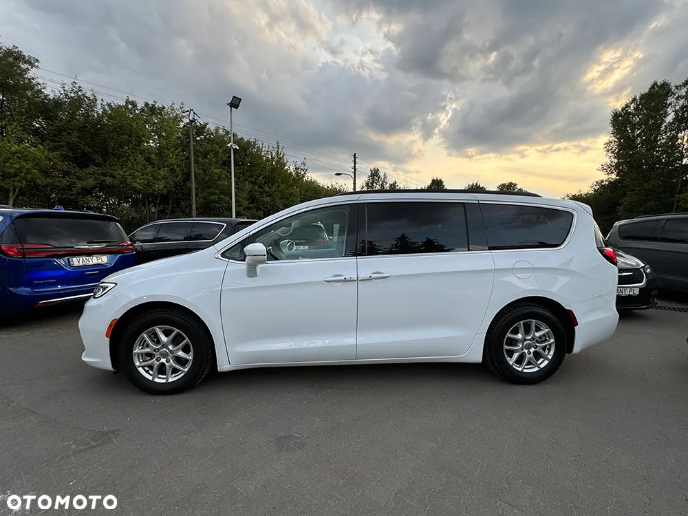 Chrysler Pacifica - 27