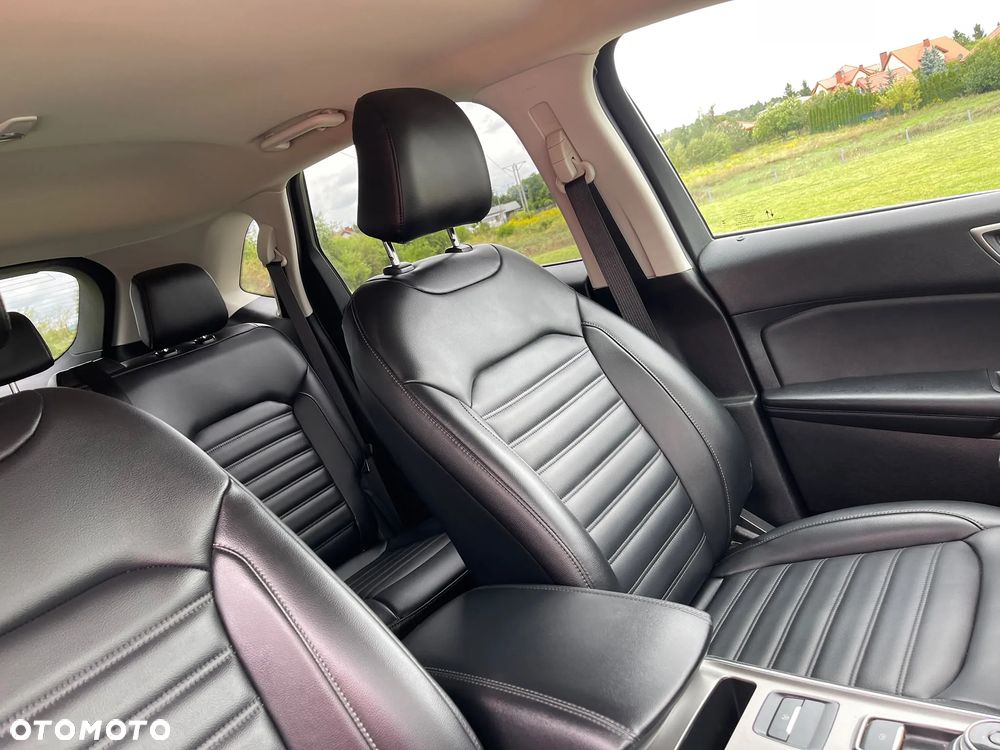 Ford Edge - 23