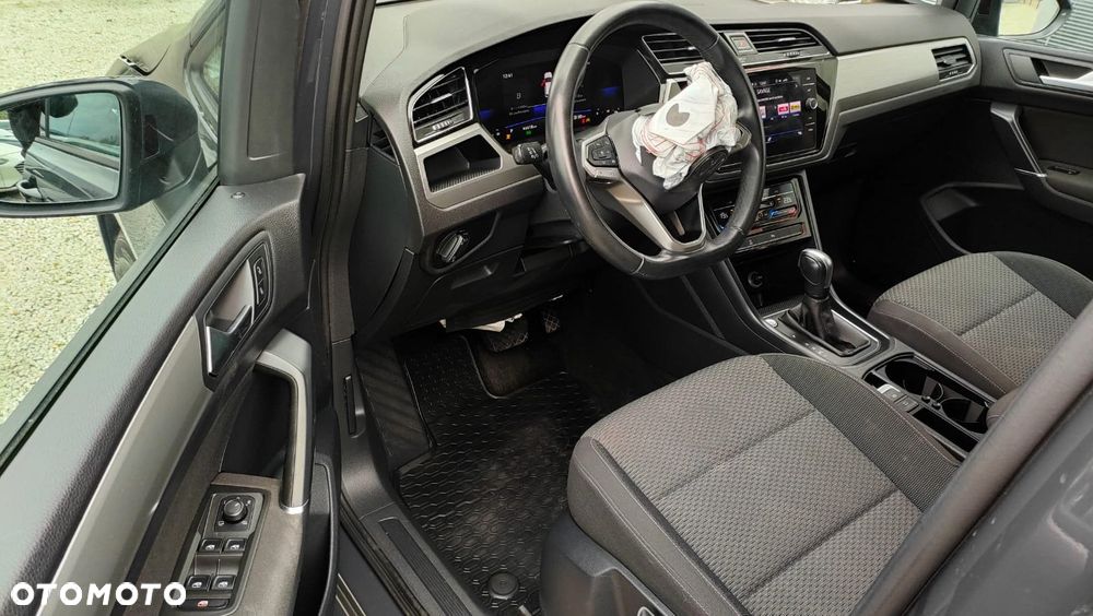 Volkswagen Touran 1.5 TSI EVO Comfortline DSG - 6