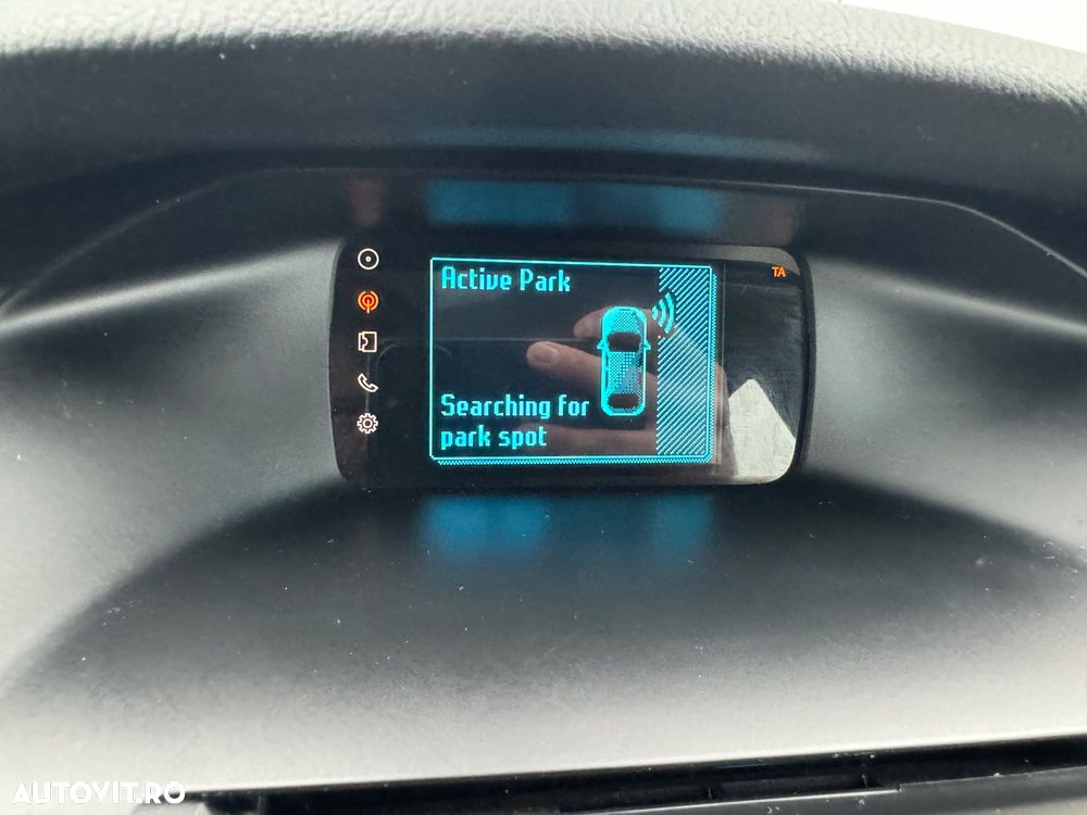 Ford Focus 1.0 EcoBoost Start-Stopp-System SYNC Edition - 31