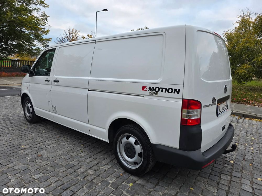 Volkswagen Transporter - 22