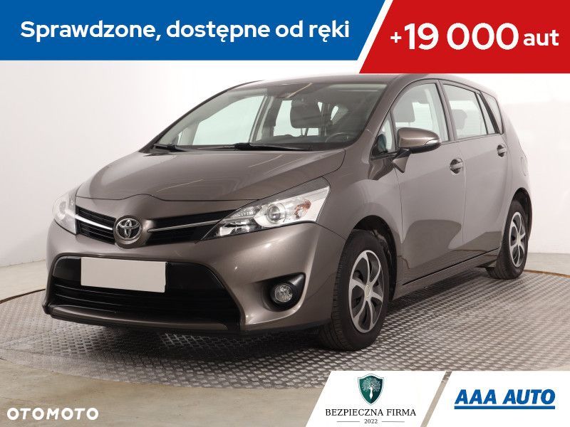 Toyota Verso - 2