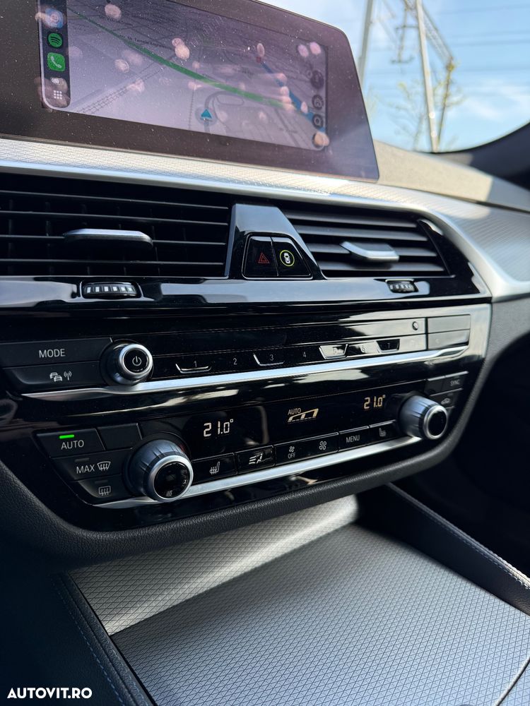 BMW Seria 5 520d Aut. M Sport Edition - 16