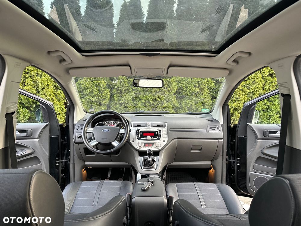 Ford Kuga 2.0 TDCi 4x4 Titanium - 22