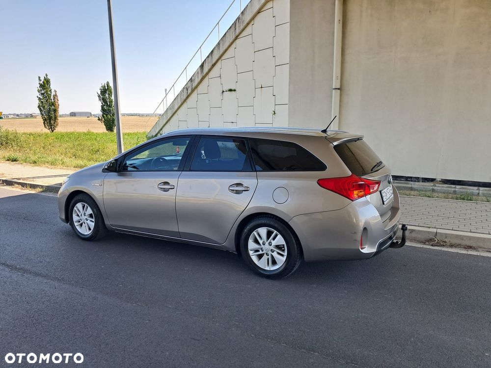Toyota Auris - 5