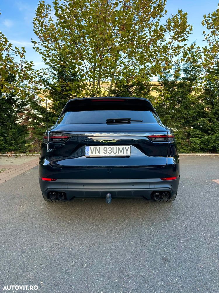 Porsche Cayenne E-Hybrid Tiptronic S Platinum Edition - 4