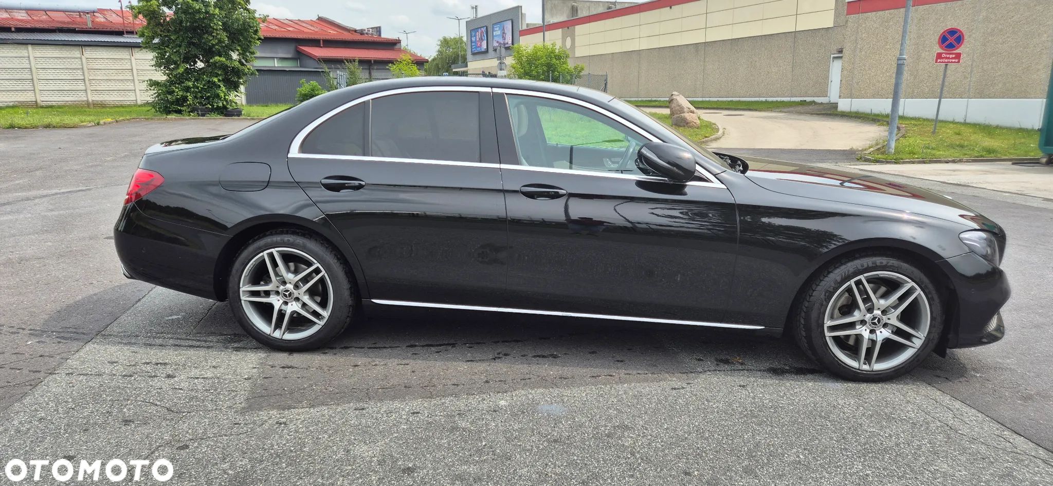 Mercedes-Benz Klasa E 220 d 4-Matic 9G-TRONIC - 1