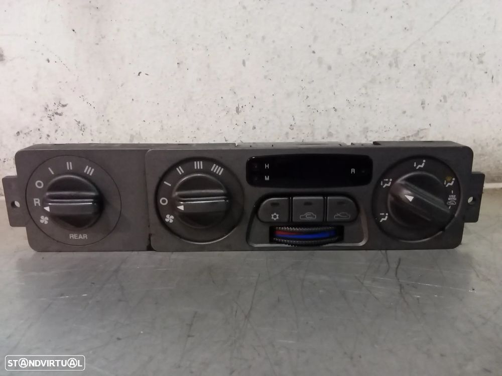 COMANDO / REGULADOR SOFAGEM AC KIA CARNIVAL 0K57A61190 - 1