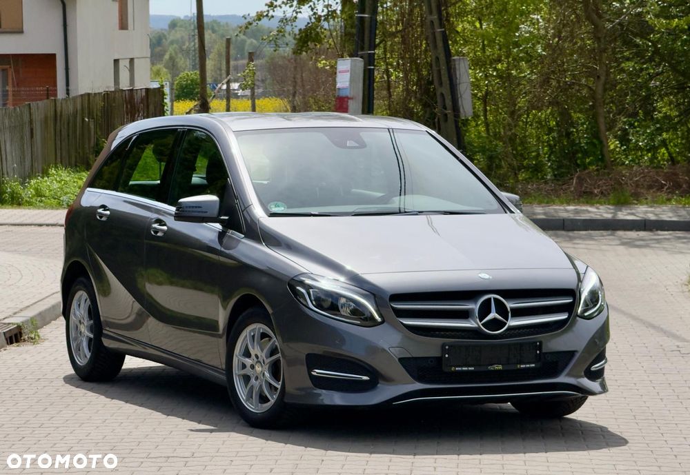 Mercedes-Benz Klasa B 180 BlueEFFICIENCY Edition Style - 2