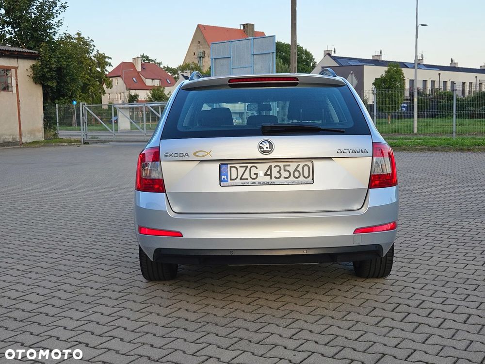 Skoda Octavia 2.0 TDI Ambition - 37