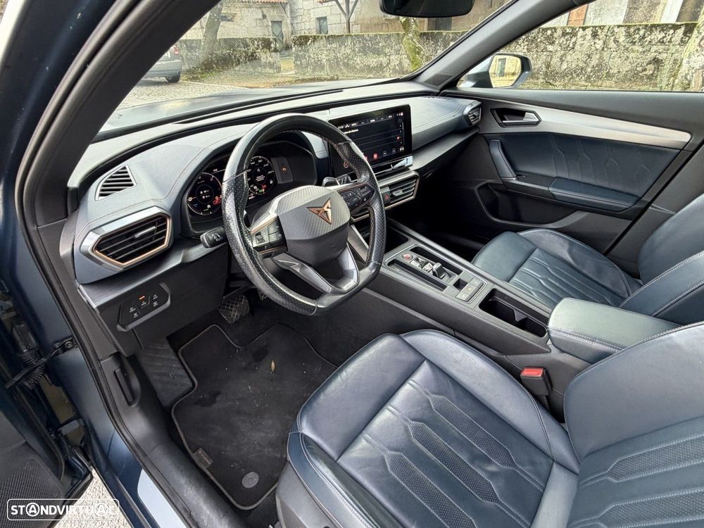 Cupra Formentor 1.4 e-Hybrid DSG VZ - 32