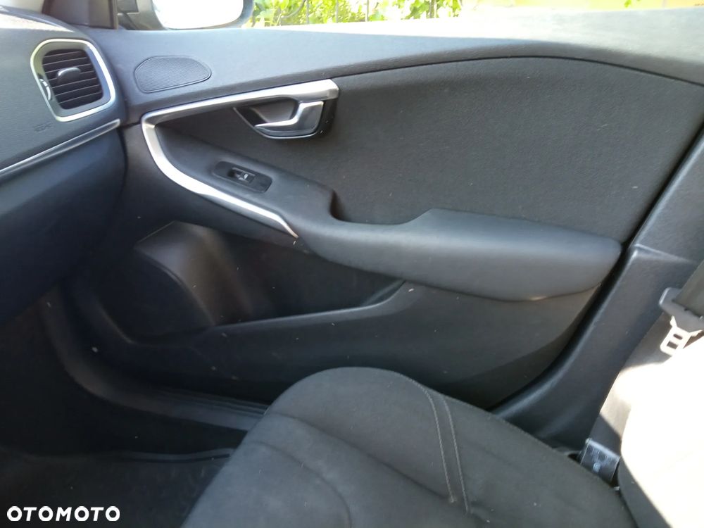 Volvo V40 D2 Kinetic - 10