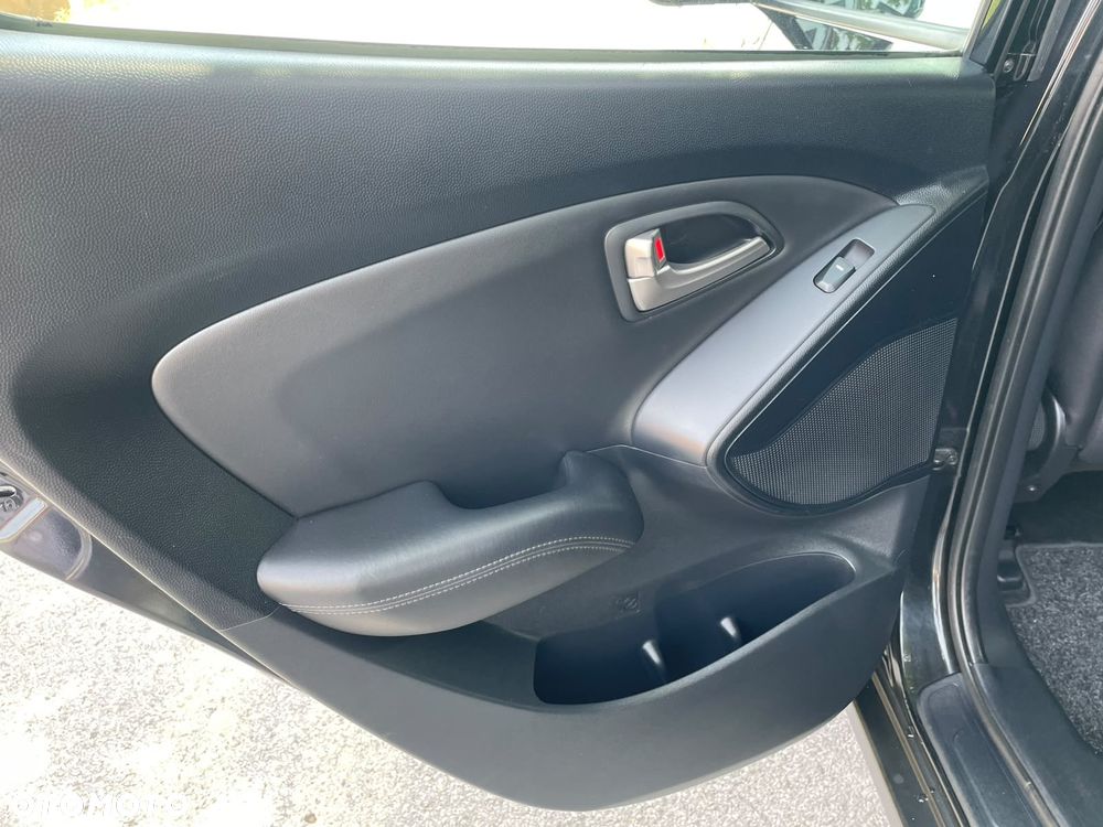 Hyundai ix35 2.0 CRDi 2WD Trend - 22