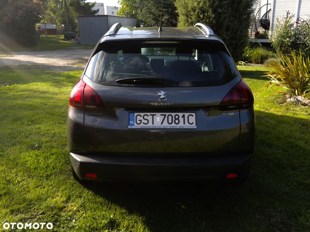 Peugeot 2008 1.2 Pure Tech Style - 8