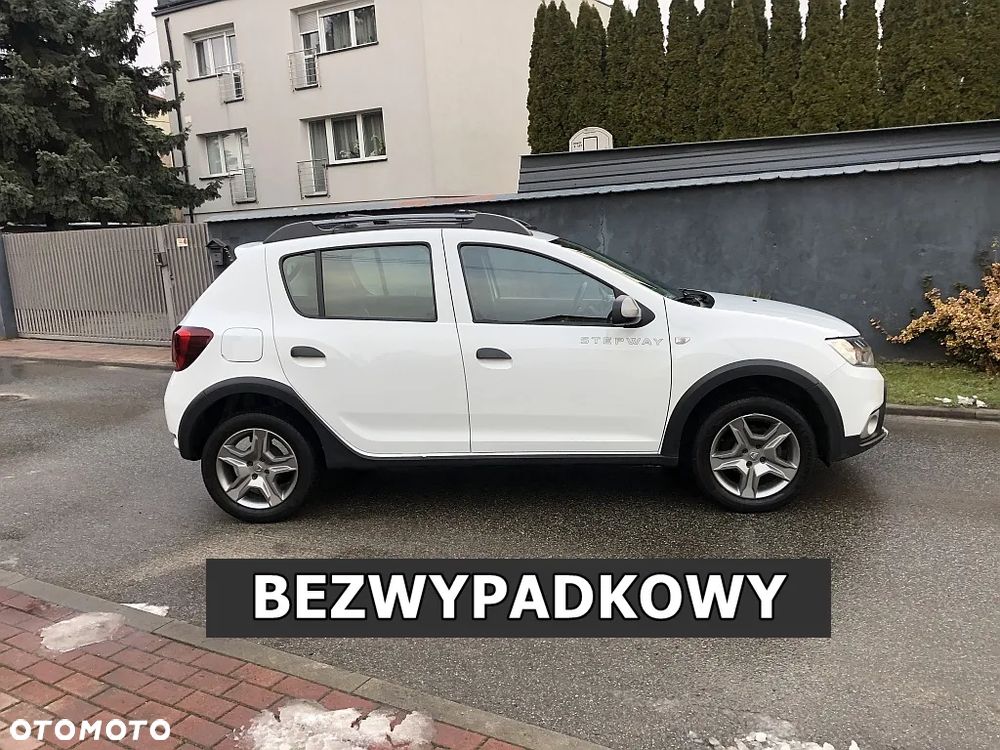Dacia Sandero Stepway 0.9 TCe Laureate - 4