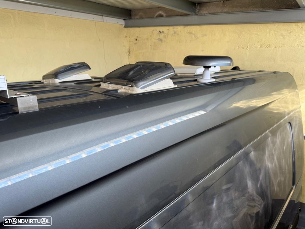 Mercedes-Benz Sprinter - 15