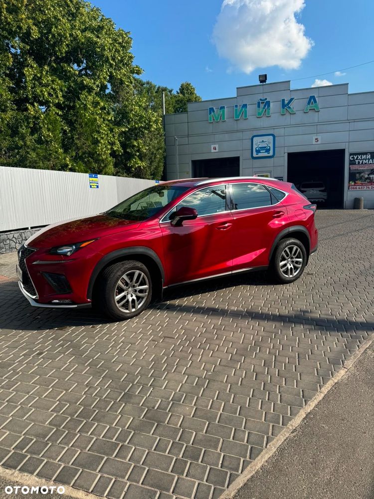 Lexus NX - 2