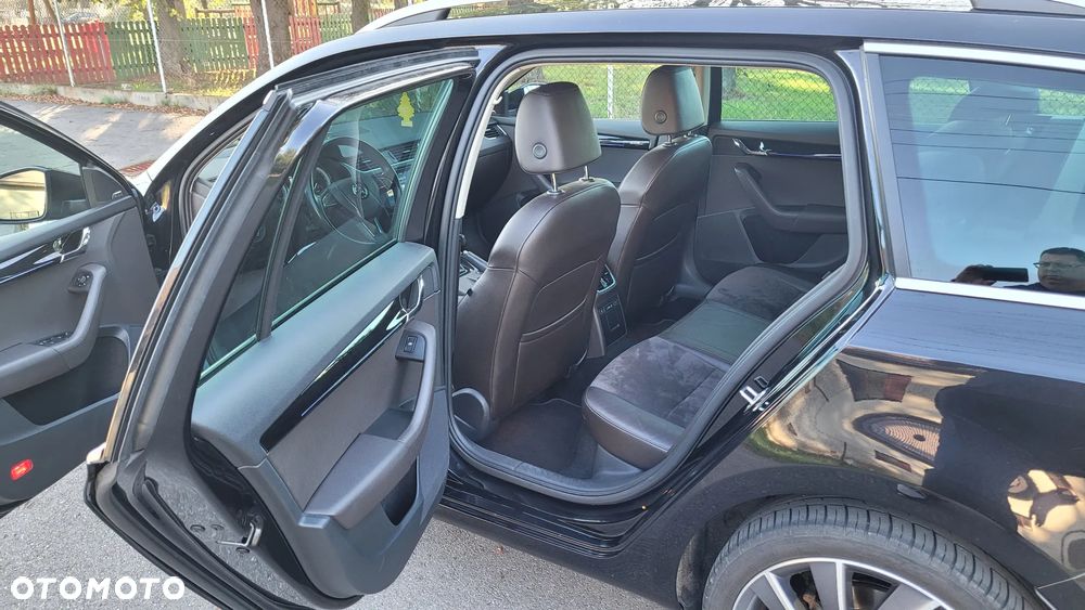 Skoda Octavia 1.8 TSI 4x4 DSG L&K - 16